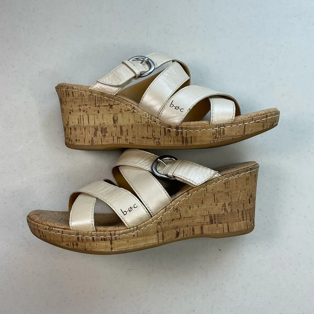b.o.c. Cream Wedge Sandals with Crisscross Straps size 10 skin tone beige